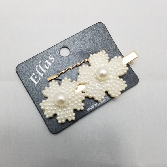 FLOWER HAIR CLIP - Picture 2 of 2